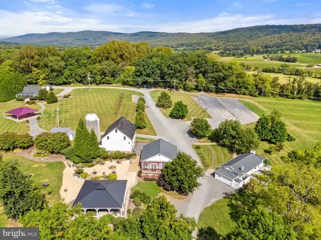 14001 Harpers Ferry Rd, Hillsboro