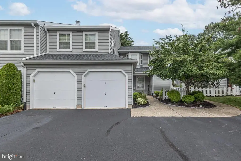 642-a Rose Hollow Dr, YARDLEY