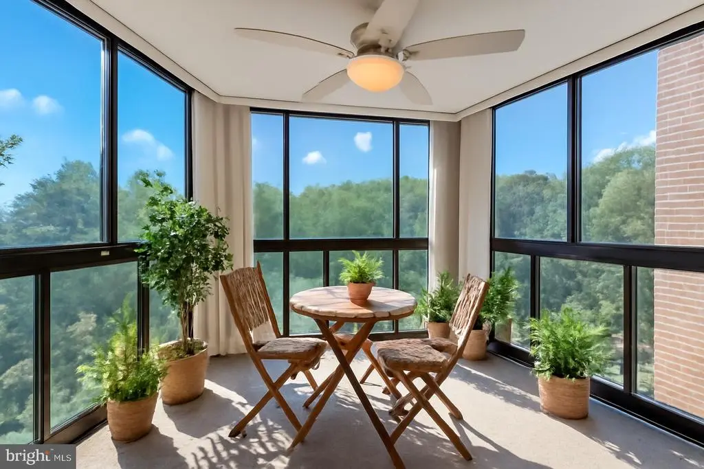 15115 Interlachen Dr #3-802, SILVER SPRING