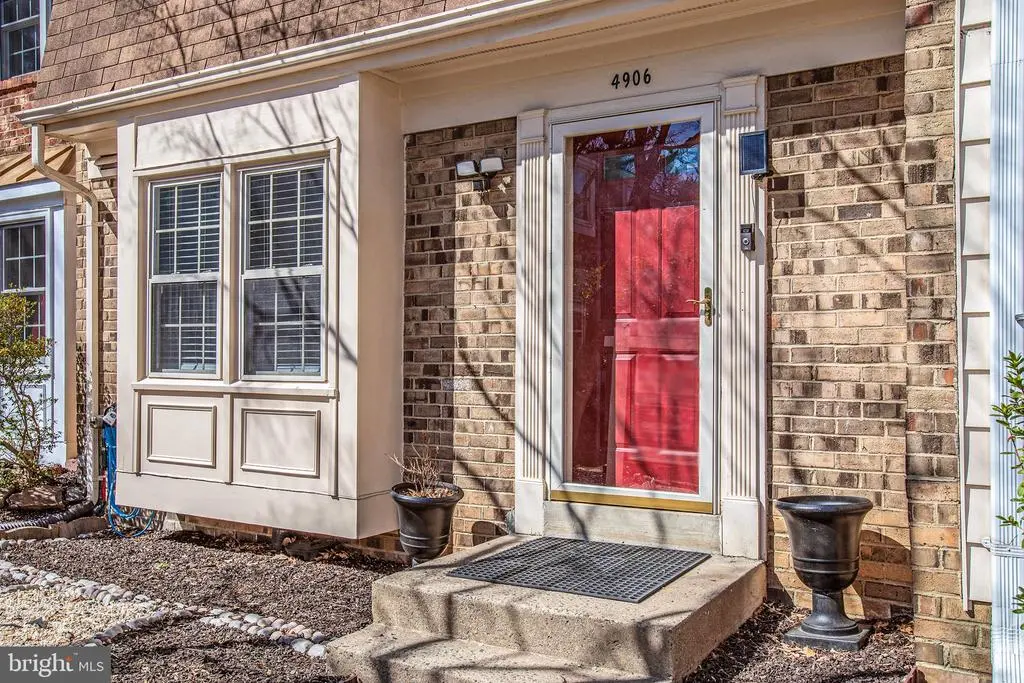 4906 Mcfarland Dr, FAIRFAX