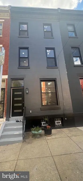 856 Perkiomen St, PHILADELPHIA