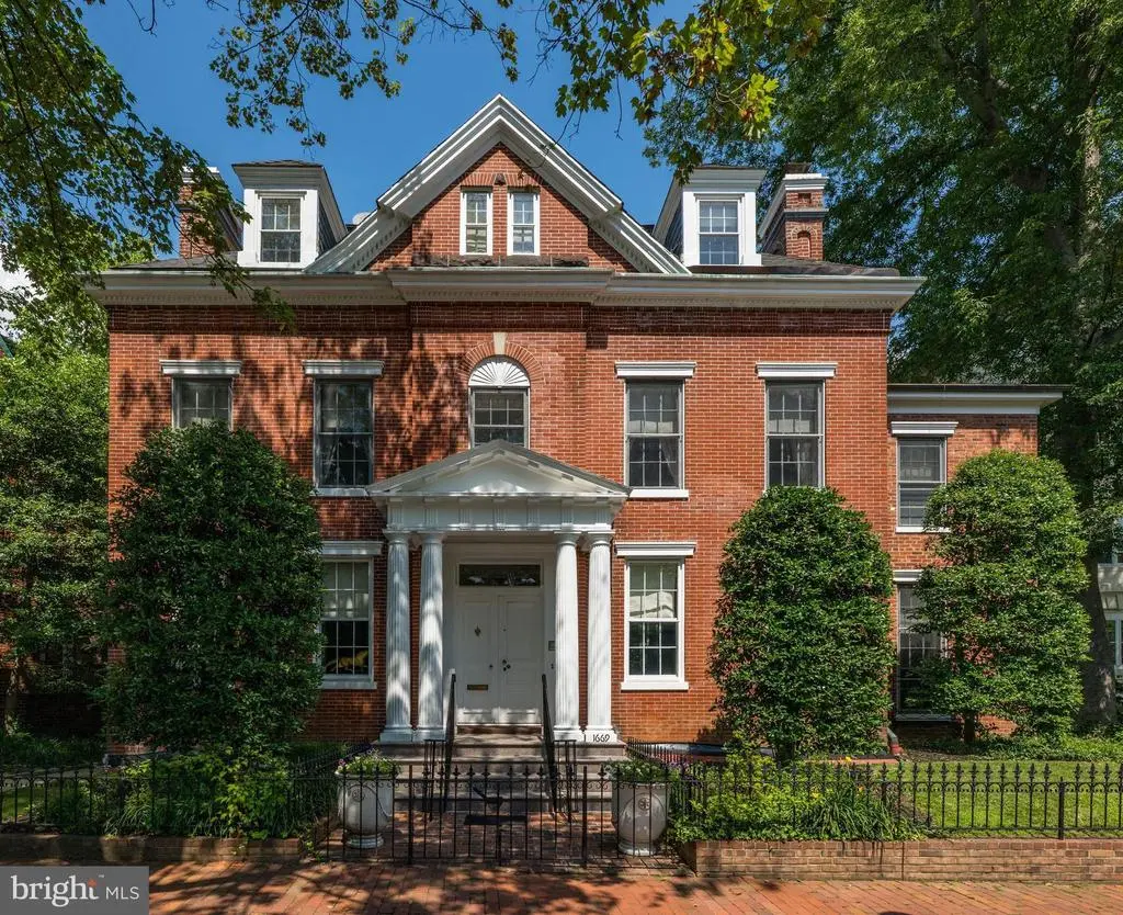 1669 31st St Nw, WASHINGTON