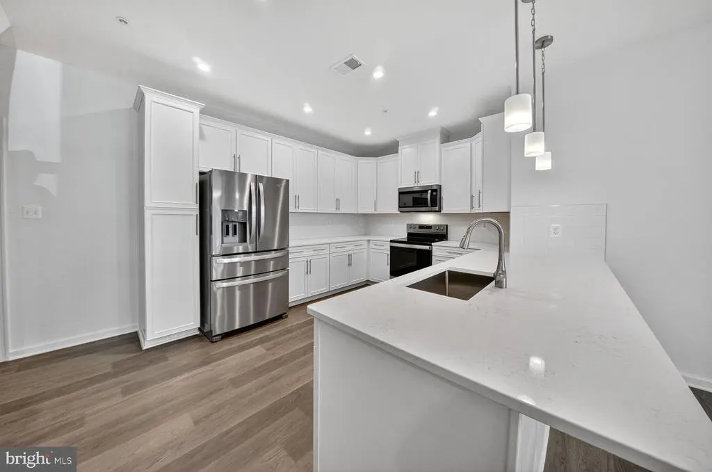 9990a Justify Run, Laurel