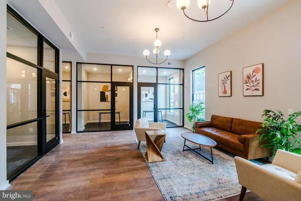 5904 Germantown Ave #405, PHILADELPHIA