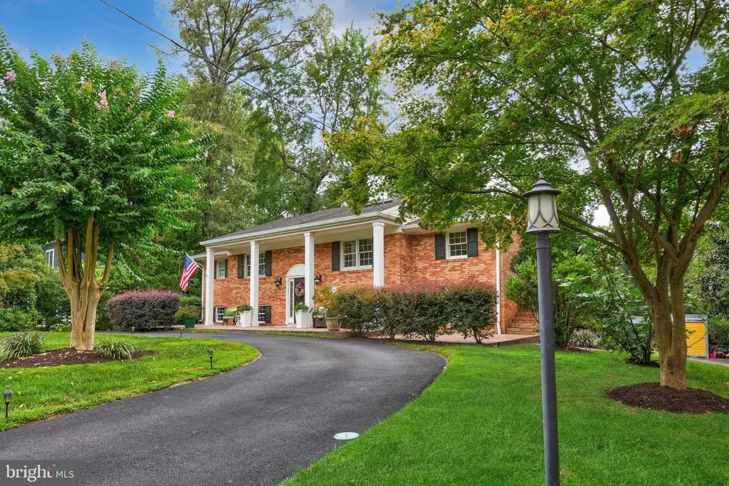 4505 Dolphin Ln, ALEXANDRIA