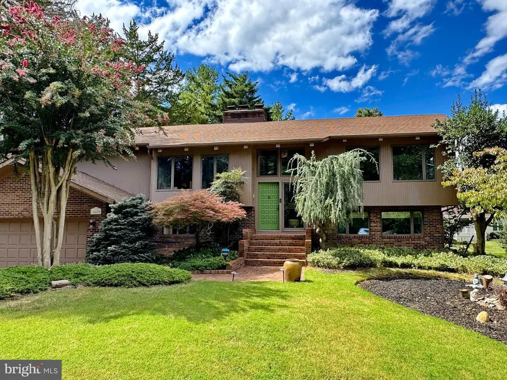 14485 Jasmine Ct, Issue