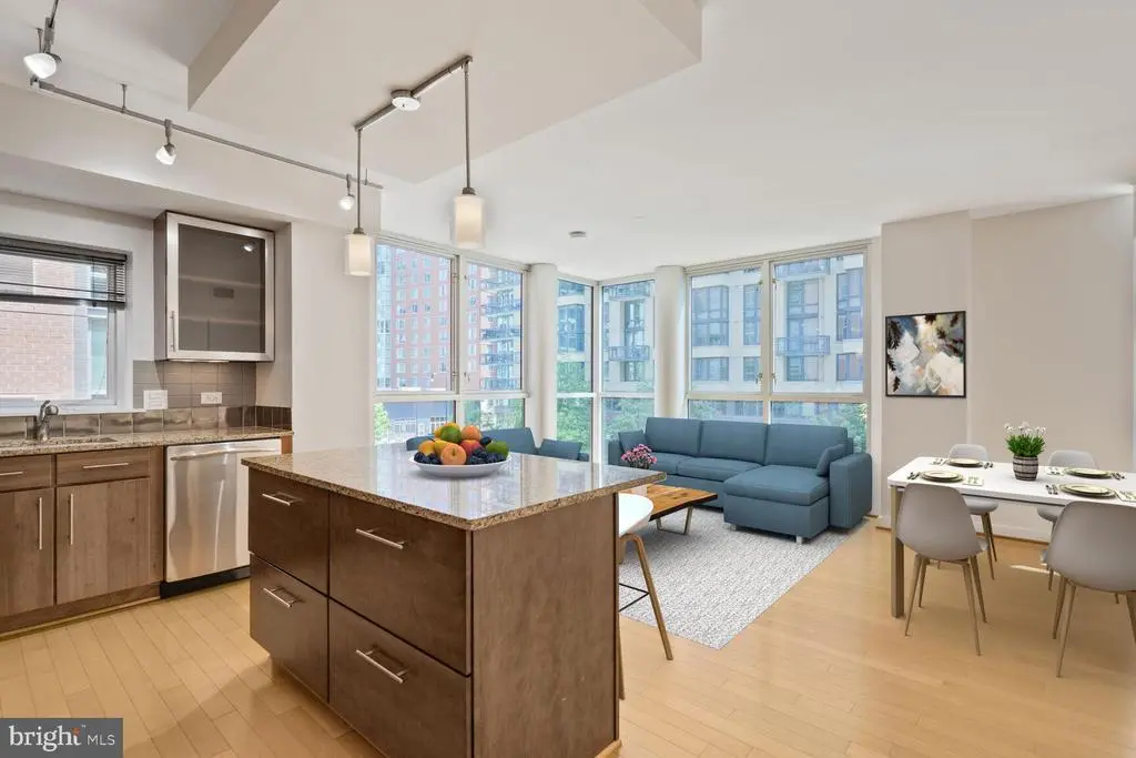 1025 1st St Se #415, WASHINGTON