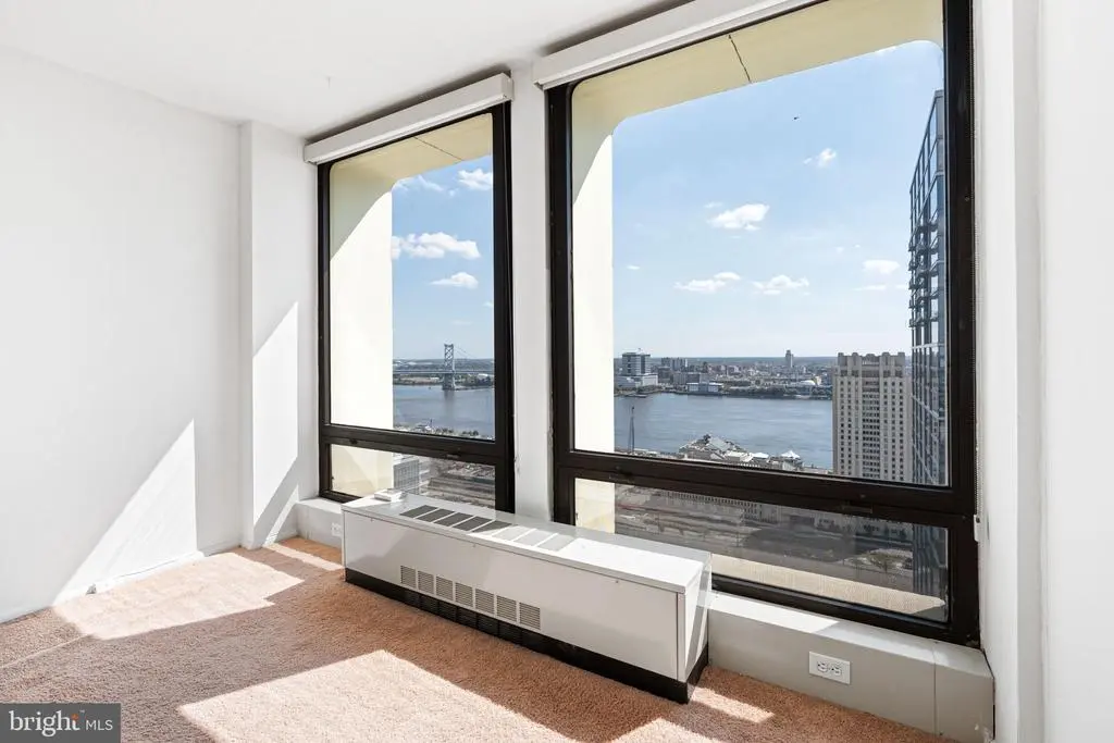 200 Locust St #27f-n, PHILADELPHIA