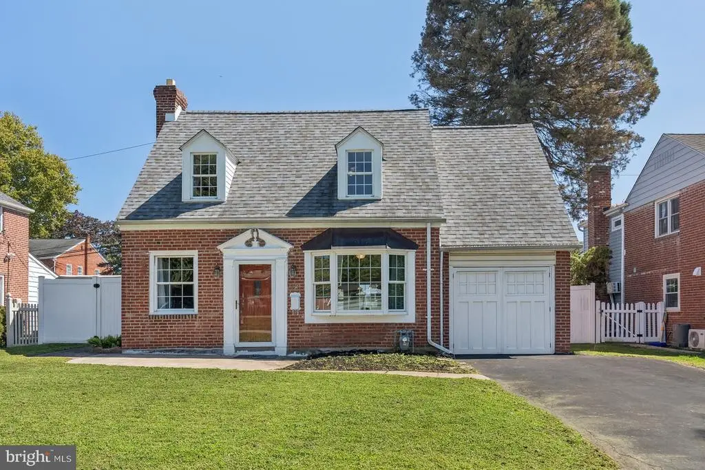 32 E Westwood Park Dr, HAVERTOWN