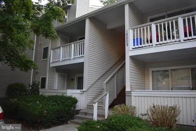 18202 Chalet Dr #unit 1, Germantown