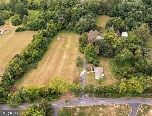 120 Diamond Rock Rd, Phoenixville