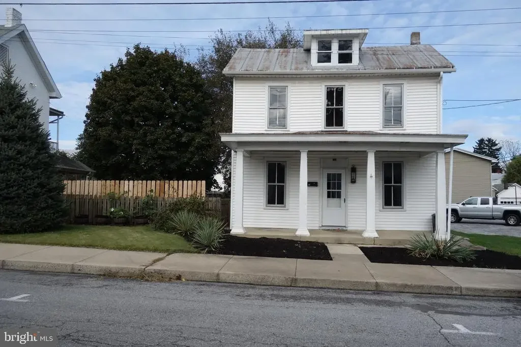 311 E Garfield Street, SHIPPENSBURG