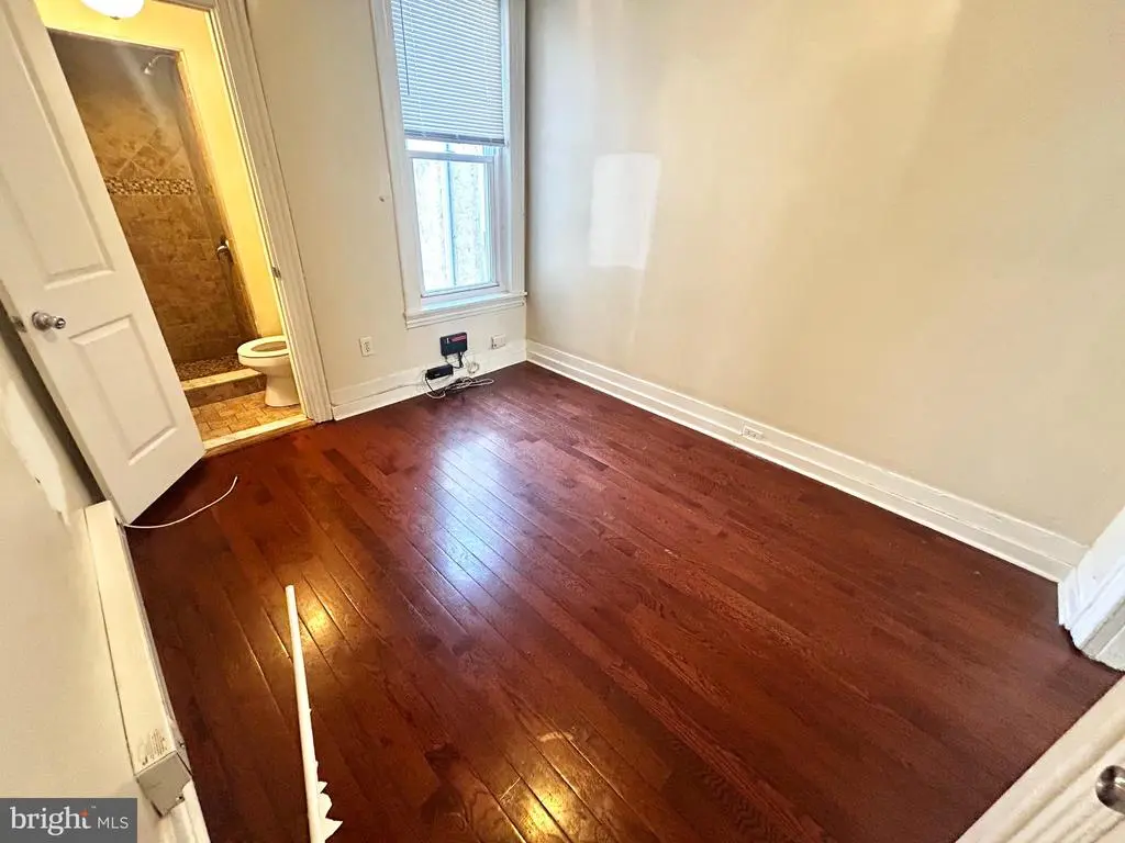 1819 W Oxford St #4, PHILADELPHIA