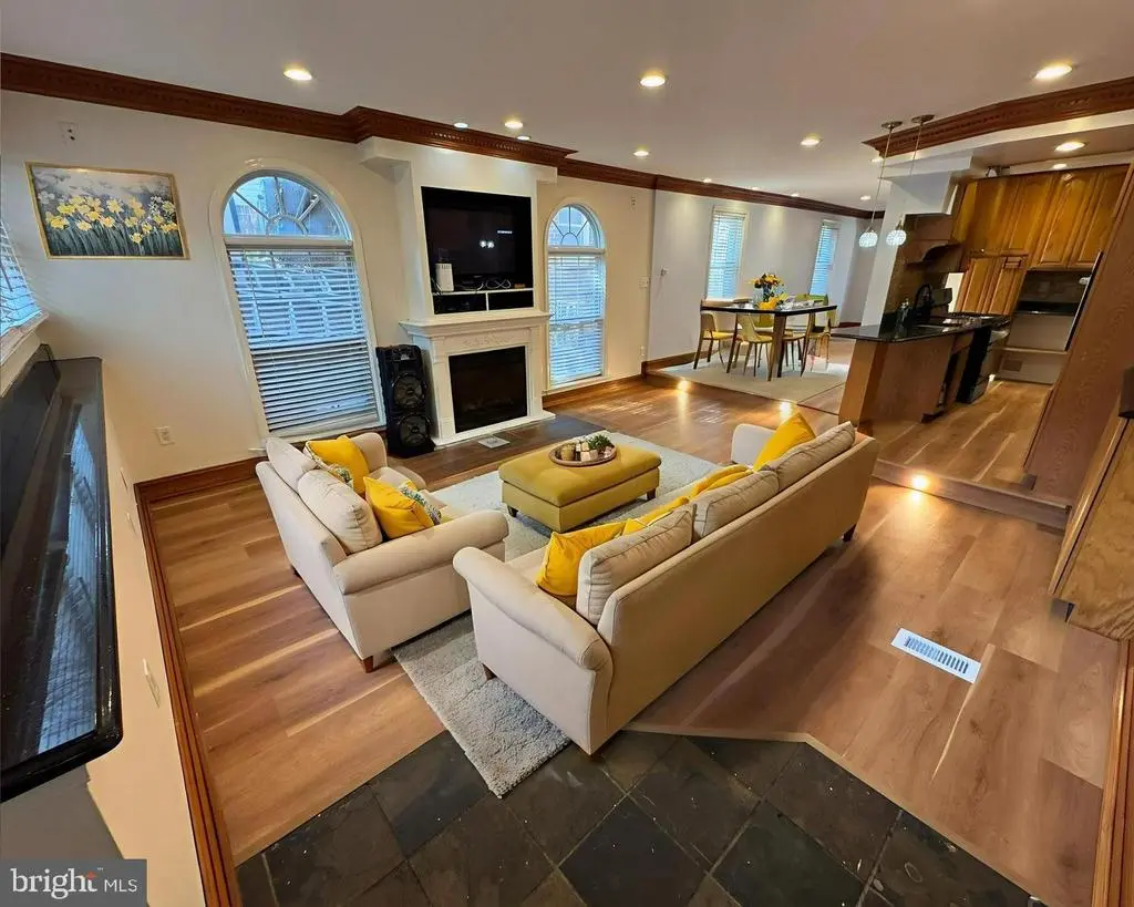 719 Farragut Pl Ne, WASHINGTON