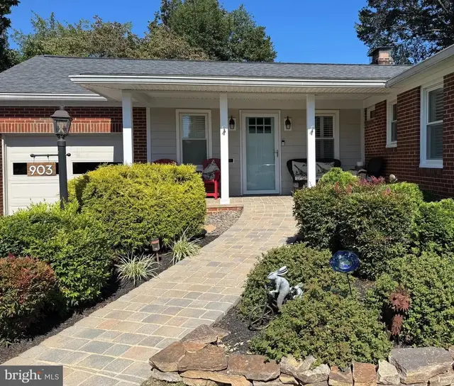 903 Mercer Pl, Frederick
