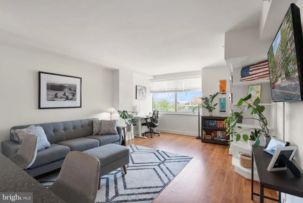 800 4th St Sw #s712, WASHINGTON