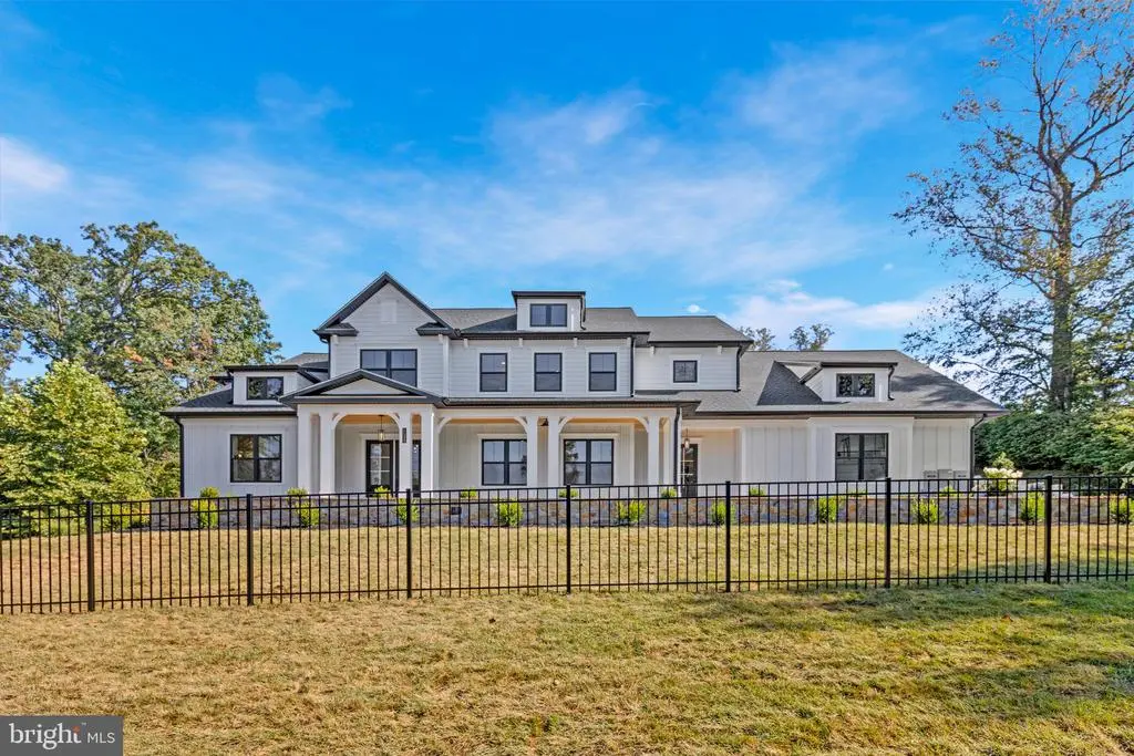 6611 Lybrook Ct, BETHESDA