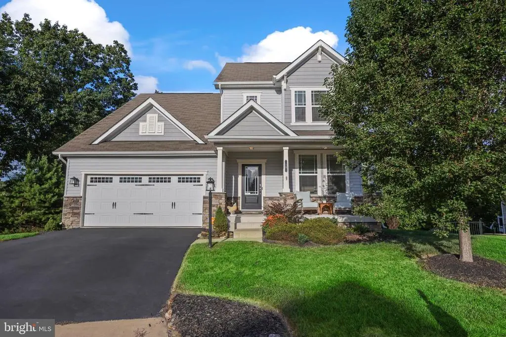 18 Farmview Dr, STAFFORD