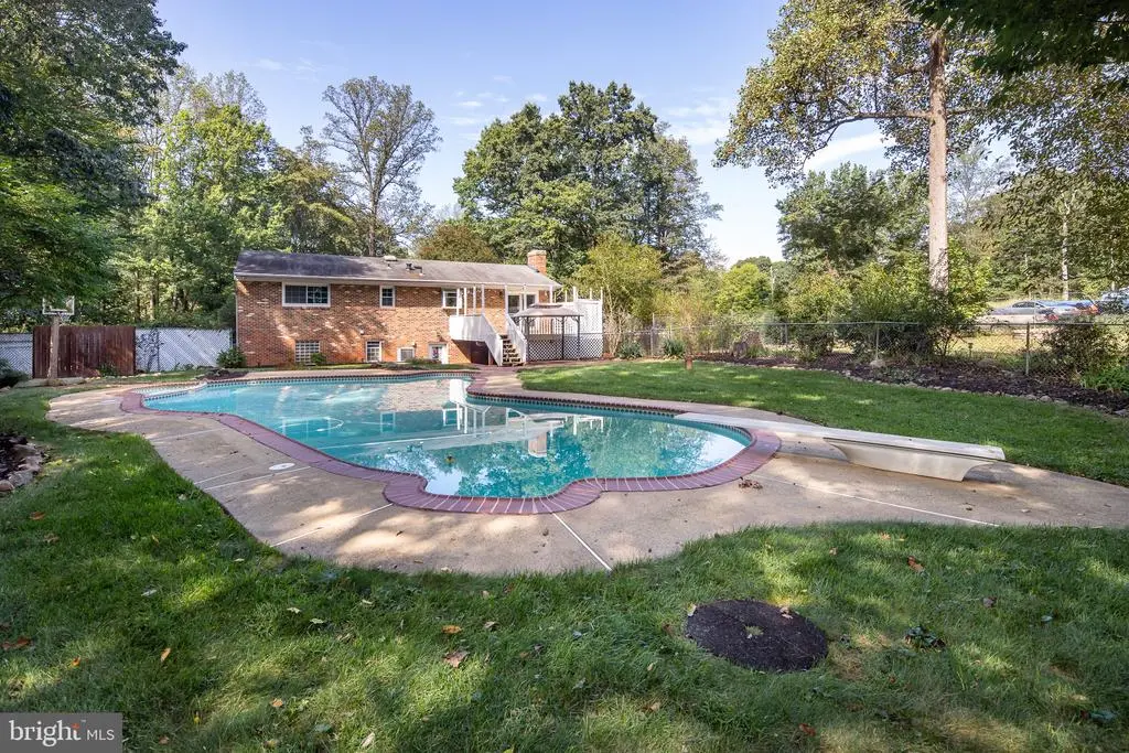 4509 Martinwood Dr, HAYMARKET