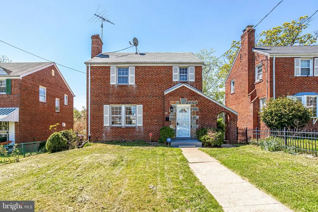 1807 41st Pl Se, WASHINGTON