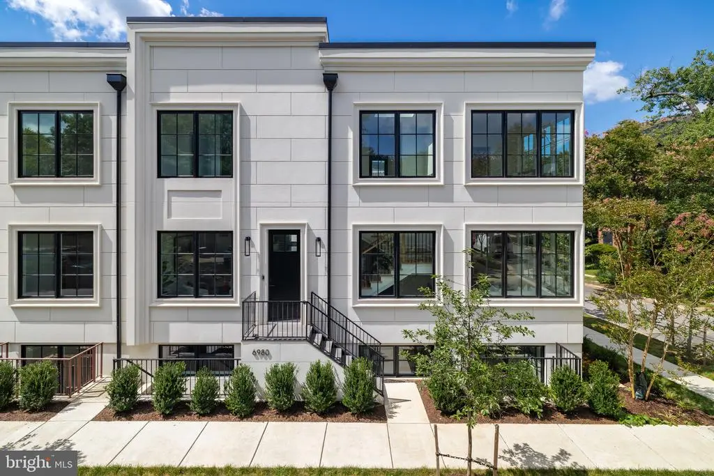 6980 West Ave, CHEVY CHASE