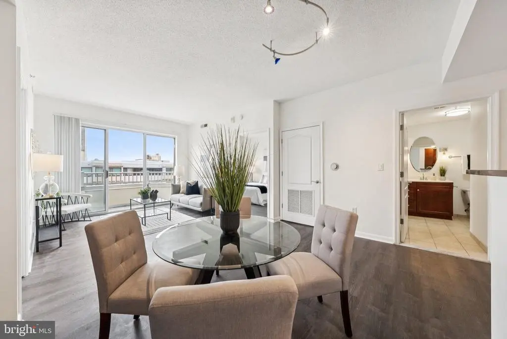 1111 11th St Nw #901, WASHINGTON