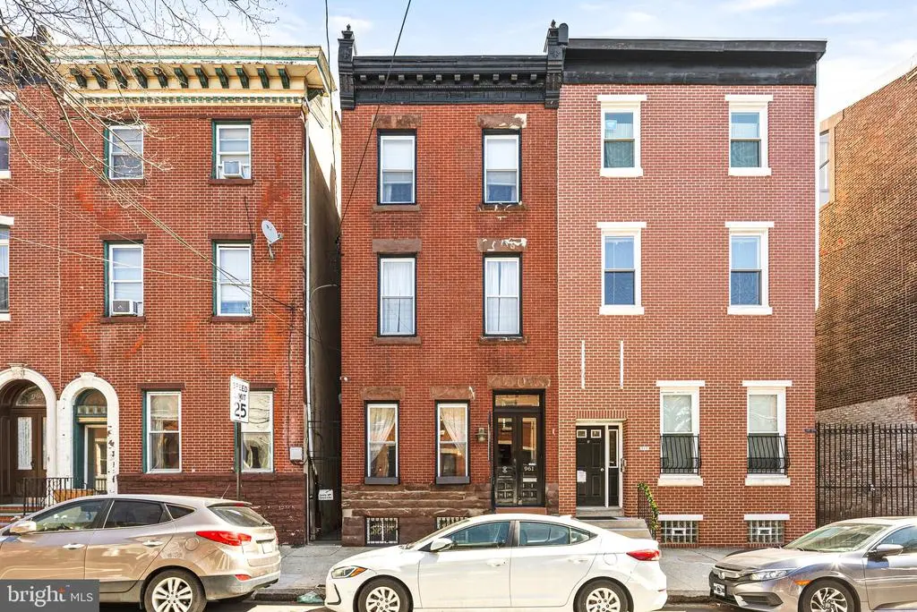 961 N 5th St, PHILADELPHIA