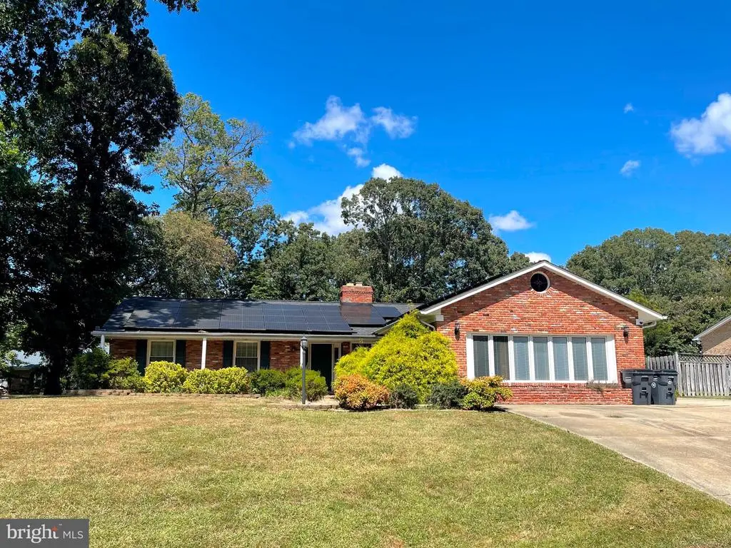 11717 Rivershore Dr, Dunkirk