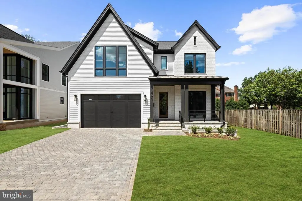 4771 26th St N, ARLINGTON