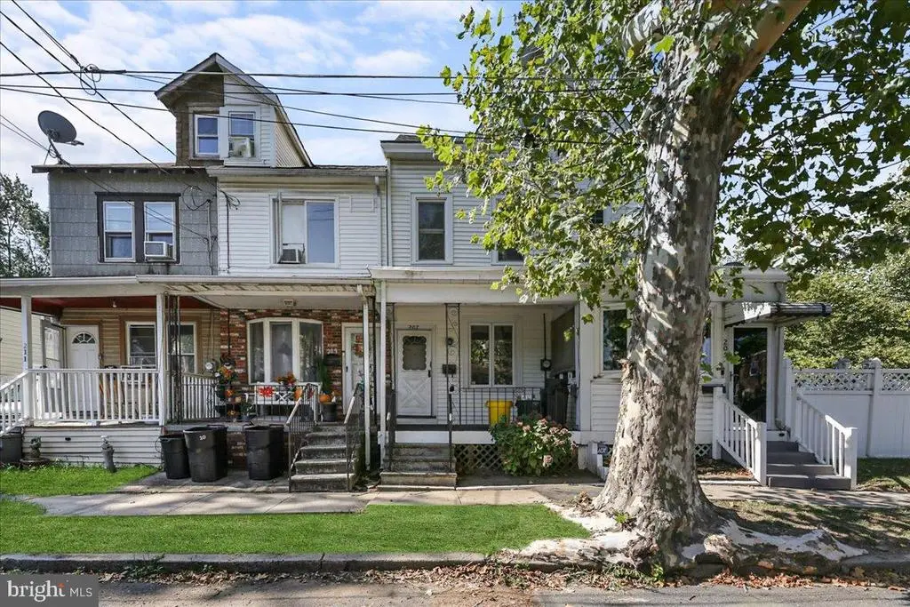 207 Howell St, TRENTON