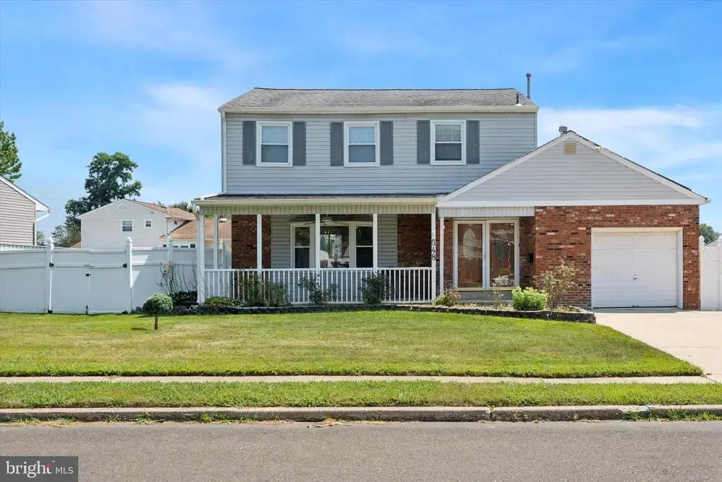 548 Cassingham Rd, FAIRLESS HILLS