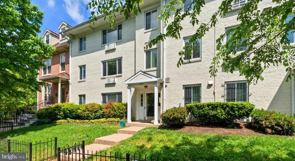 2001-2005 Allen Pl Nw #301, WASHINGTON