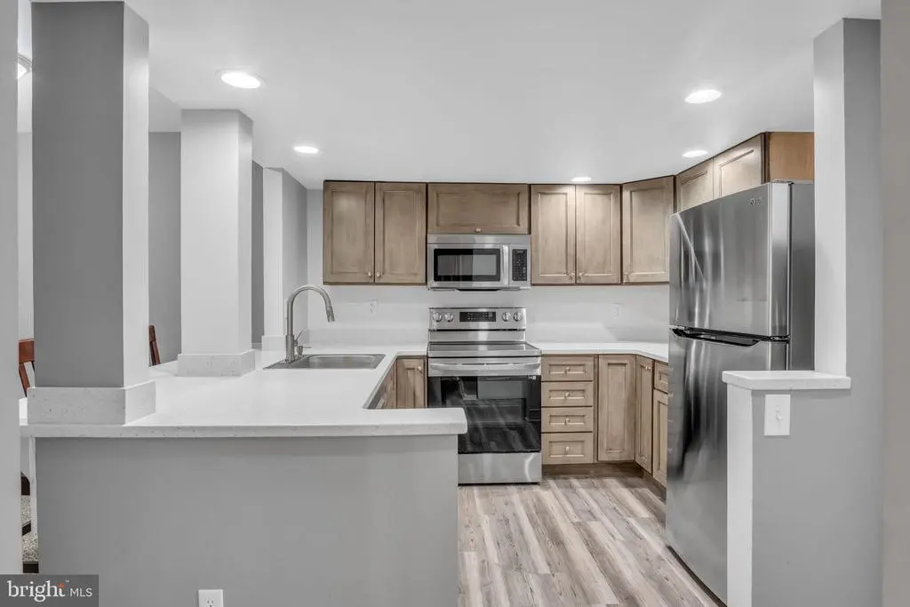 133 W Locust Street #c13, MECHANICSBURG