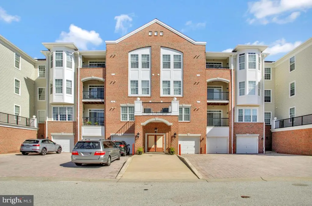 7315 Maplecrest Rd #405, Elkridge