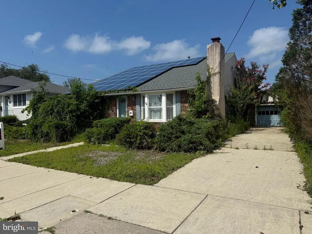 41 E Vernon Ave, NORTHFIELD