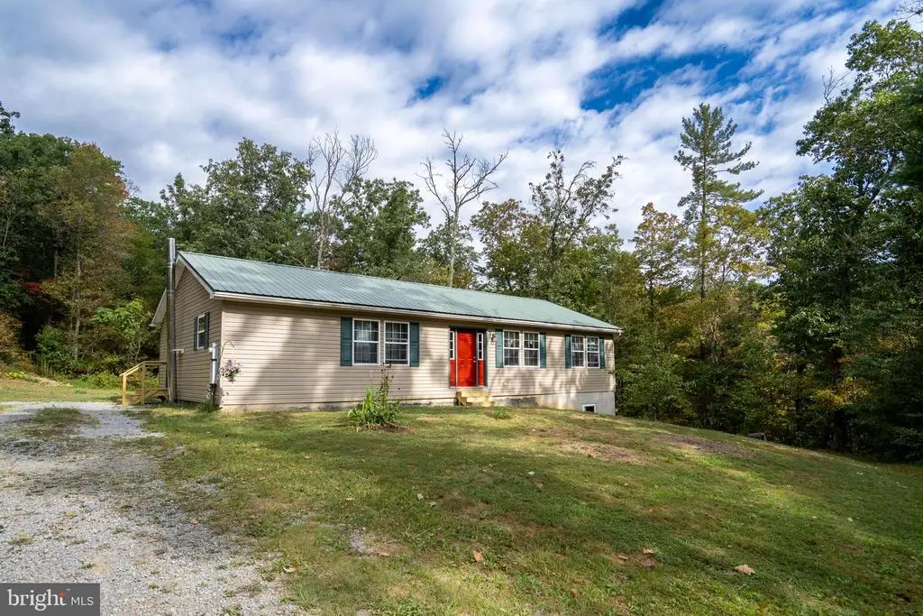 1950 Mesner Rd, BERKELEY SPRINGS