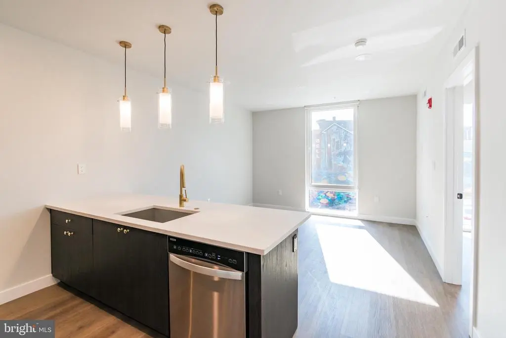 1102-16 Germantown Ave #302, PHILADELPHIA