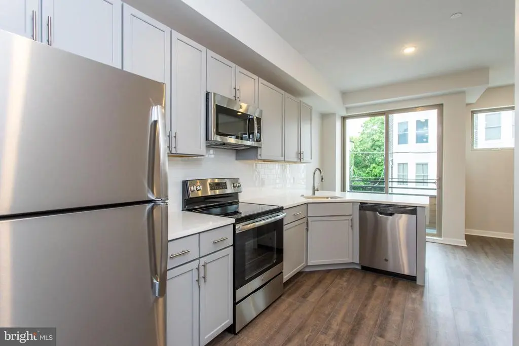 1227-29 N 7th St #2b, PHILADELPHIA