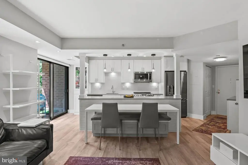 1401 17th St Nw #302, WASHINGTON