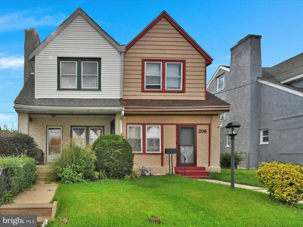 204 Chapman Ave, LANSDOWNE