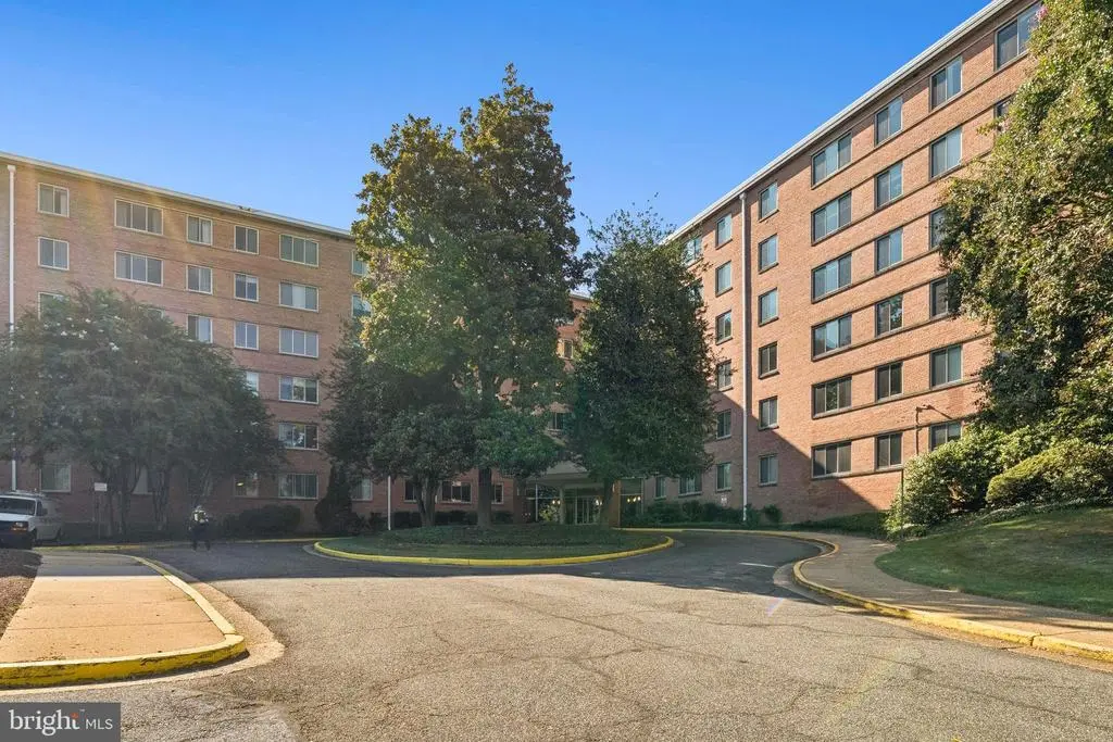 3000 Spout Run Pkwy #d405, ARLINGTON