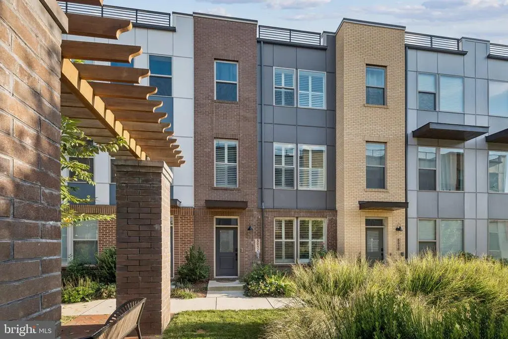 5012 Oakmoore Dr, ROCKVILLE