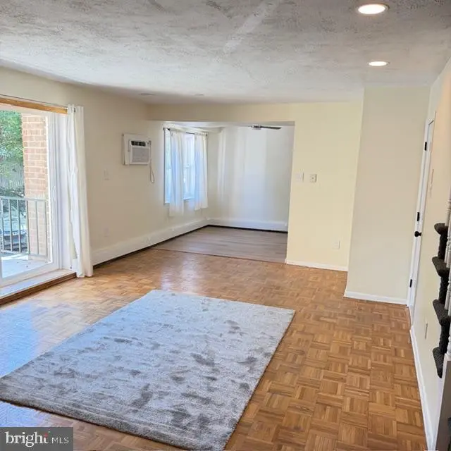 222 E Montgomery Ave #207, ARDMORE