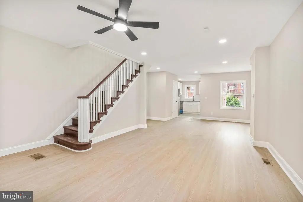 7010 Cedar Park Ave, PHILADELPHIA