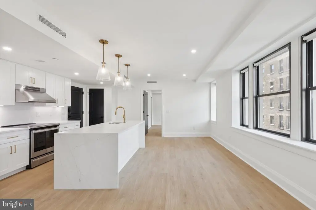 135 S 19th St #406, PHILADELPHIA