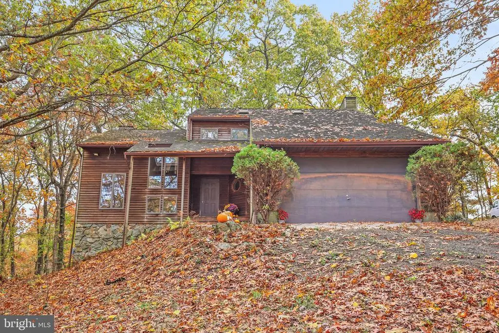 1033 Taylor Rd, Street