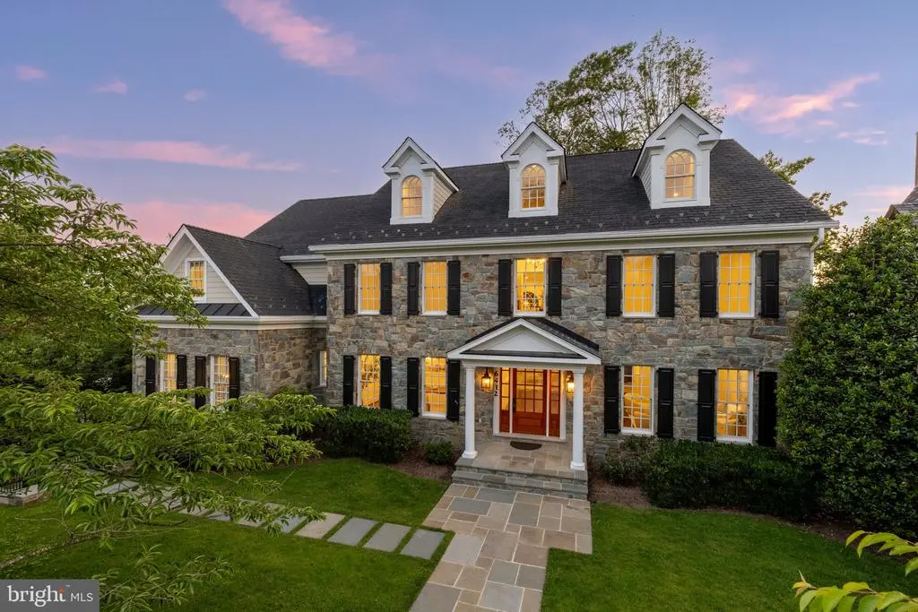6412 Garnett Dr, CHEVY CHASE
