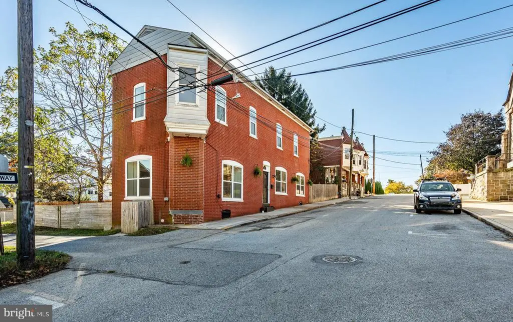 101 Chestnut St, PARKESBURG