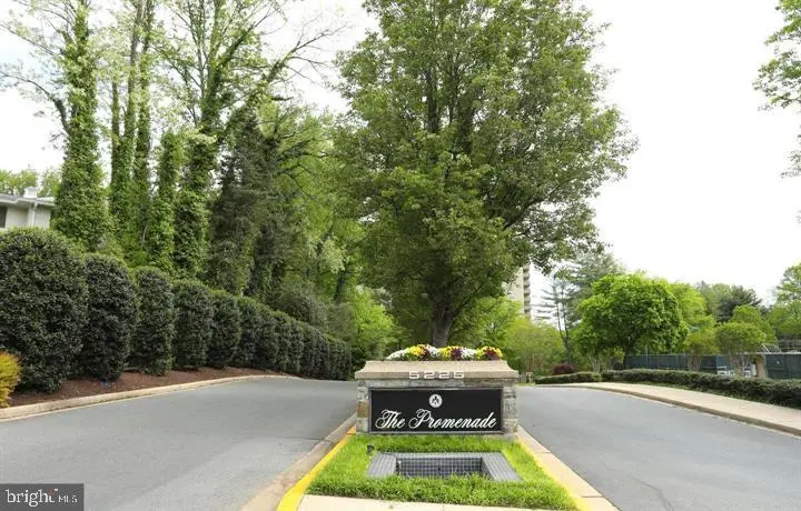 5225 Pooks Hill Rd #828n, BETHESDA