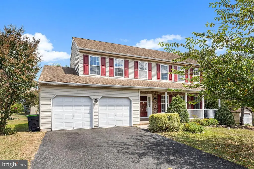 2004 Drake Run, ROYERSFORD